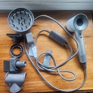 Dyson Supersonic Professional Hair Dryer with Attachments